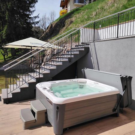 Mountain Deluxe 27 Apartments Con Wellness Cavalese Exterior foto